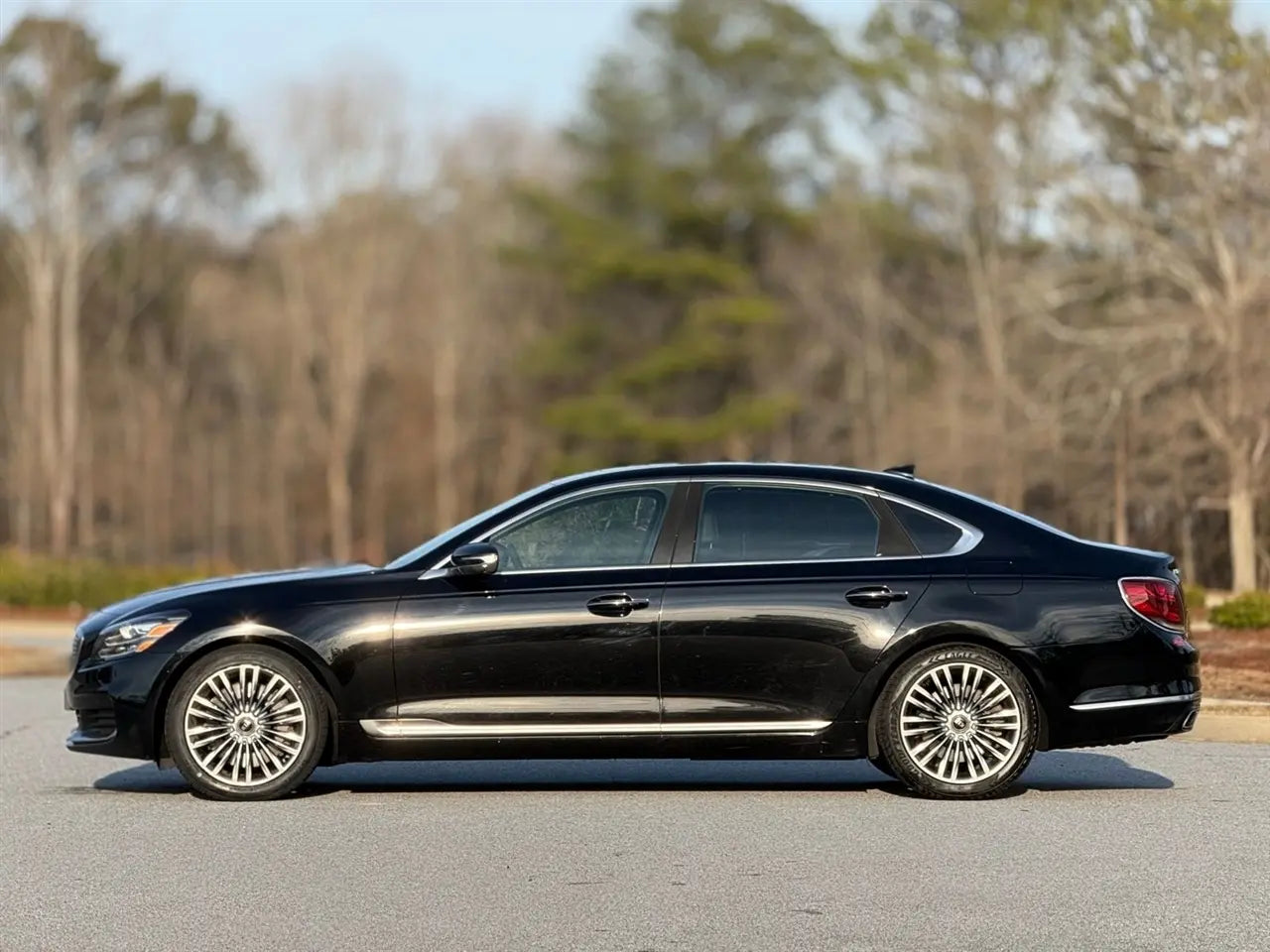 2020 Kia K900Luxury